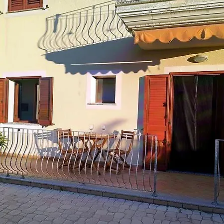 Pellicano Azzurro By Interhome Apartmán *